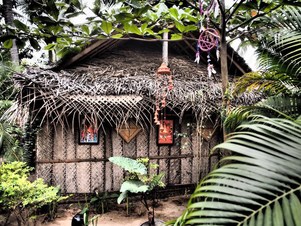 The Palm Trees Resort Patnem Beach Buitenkant foto