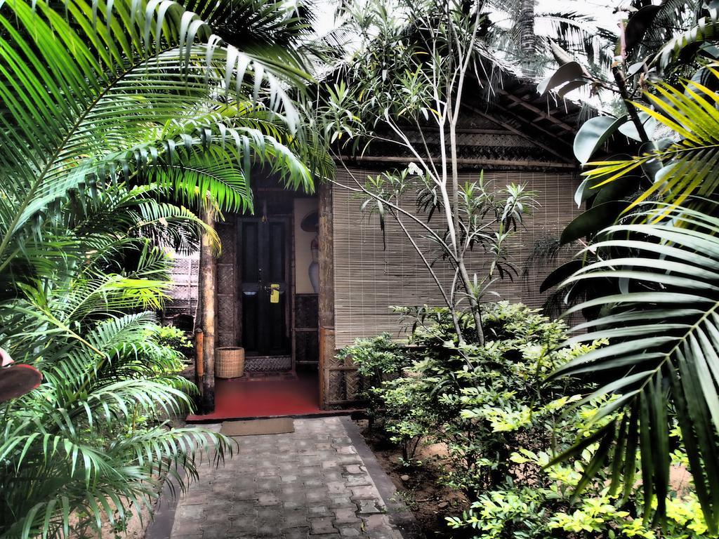 The Palm Trees Resort Patnem Beach Buitenkant foto
