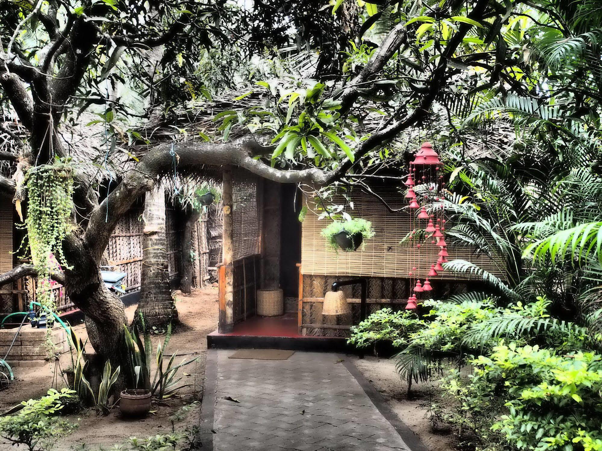 The Palm Trees Resort Patnem Beach Buitenkant foto